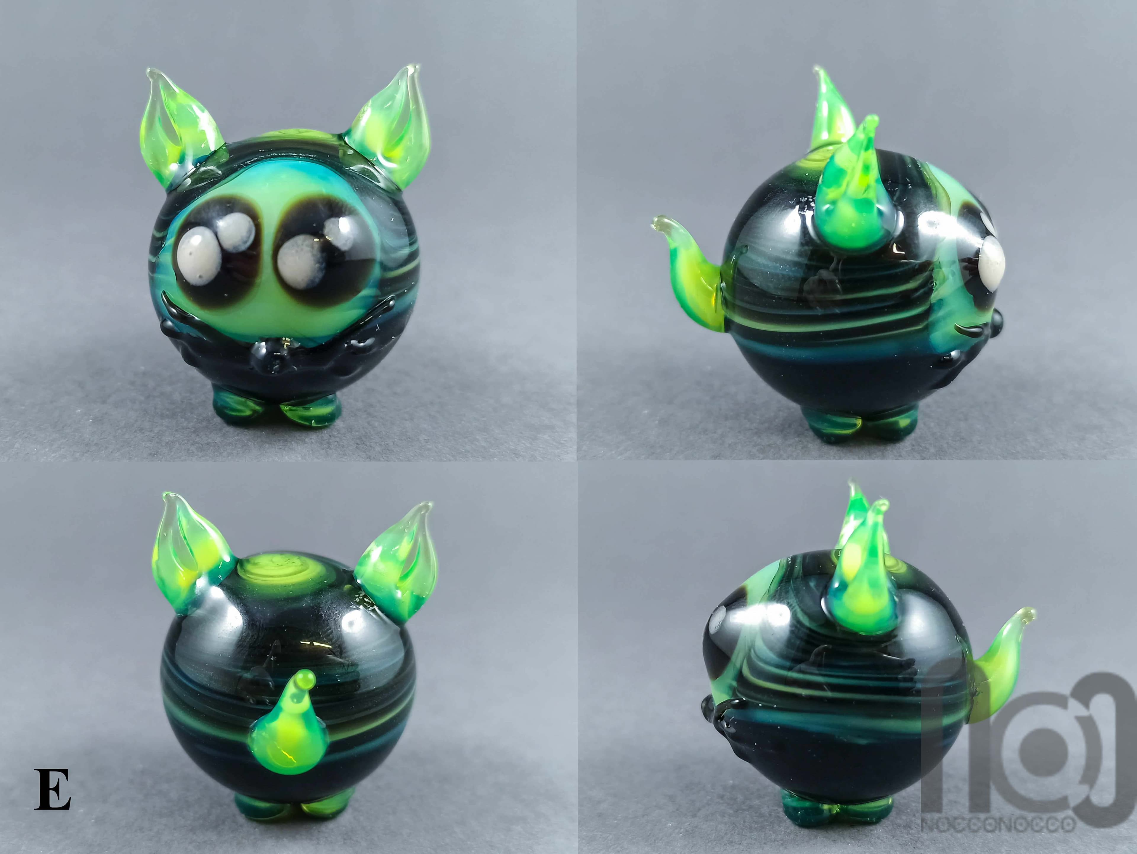 Chubby Glass Cat Miniature — handmade borosilicate glass by NoccoNocco, detail view 4 of 4, made in Greece
