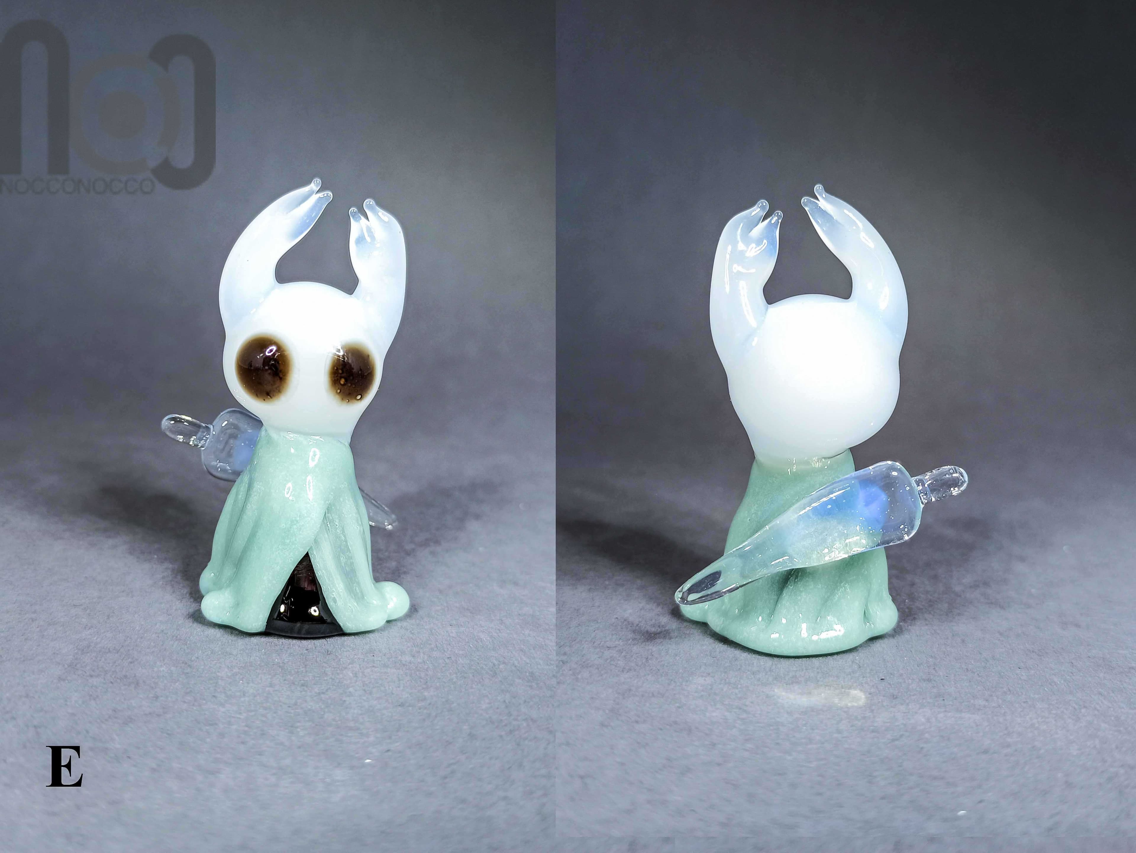 Hollow Knight Fan Art Figurines — handmade borosilicate glass by NoccoNocco, detail view 5 of 6, made in Greece
