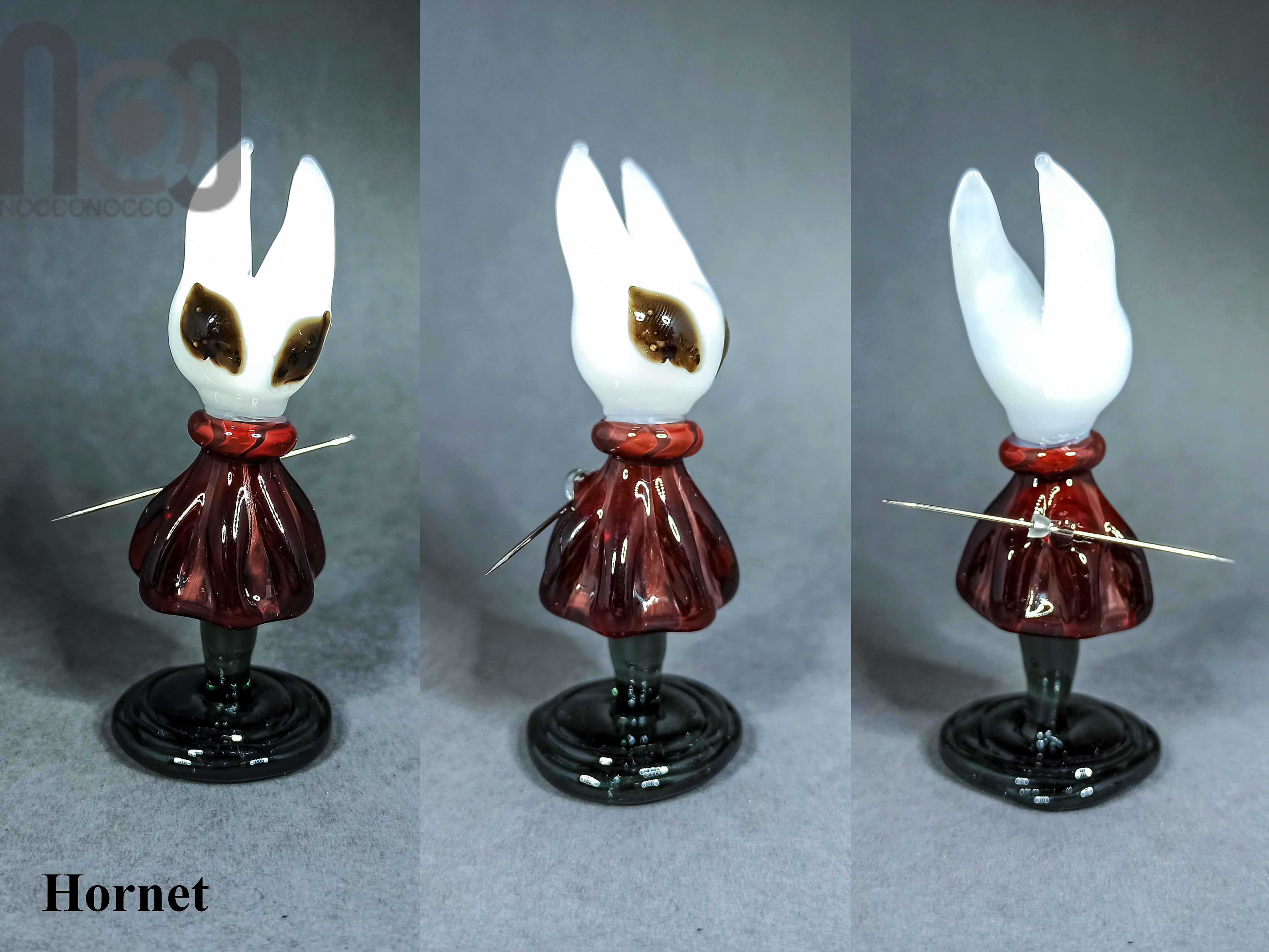 Hollow Knight Fan Art Figurines — handmade borosilicate glass by NoccoNocco, detail view 6 of 6, made in Greece