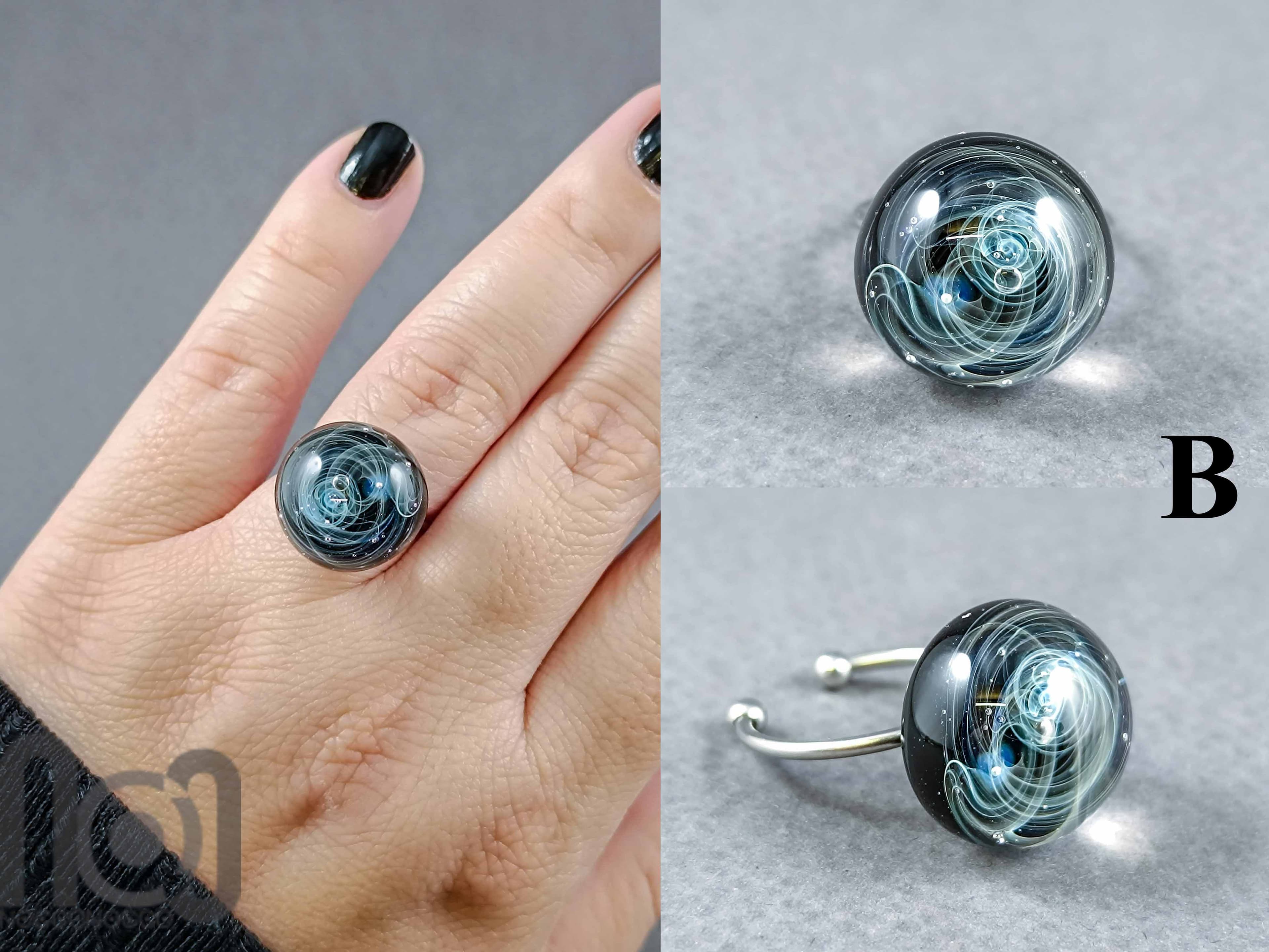 Galaxy Ring, v31 — handmade borosilicate glass by NoccoNocco, detail view 3 of 5, made in Greece
