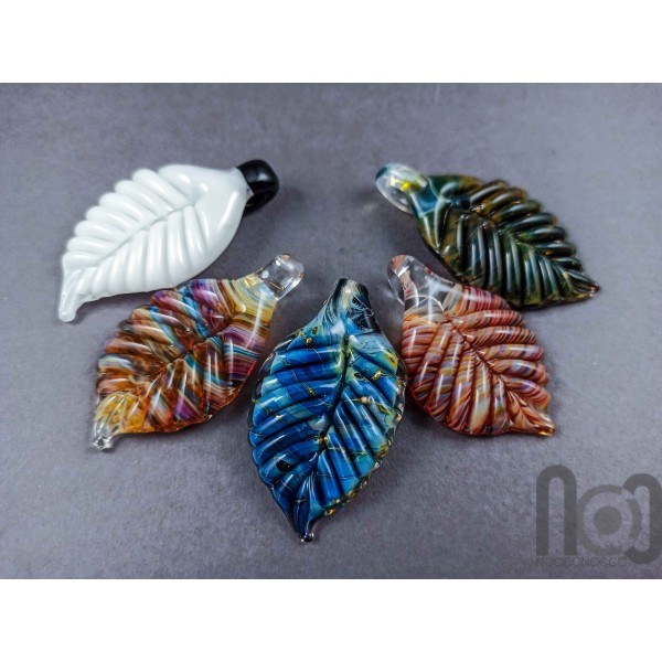 Glass Leaf Pendant 